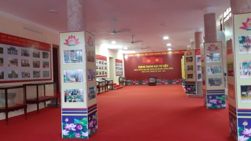 Phòng trưng bày tư liệu chào mừng Đại hội Đảng bộ huyện Nông Cống lần thứ 24, nhiệm kỳ 2020-2025.jpg