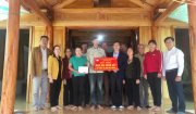 Ủy ban MTTQ huyện Nông Cống  trao tiền hỗ trợ làm nhà và trao tiền hỗ trợ mua bò sinh sản tại xã Yên Mỹ và Thăng Bình