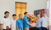 Lãnh đạo huyên chúc mừng LĐLĐ huyện Nông Cống nhân ngày Công đoàn Việt Nam