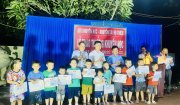 Ban khuyến học-khuyến tài Họ Thiệu làng Trường Thọ, xã Tế Lợi trao  thưởng cho học sinh có thành tích xuất sắc năm học 2022-2023