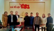 Đồng chí Phạm Hồng Hạnh, Phó Chủ tịch UBND huyện đi thăm, kiểm tra tình hình sản xuất, đời sống Nhân dân