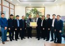 Các đồng chí lãnh đạo huyện Nông Cống thăm chúc tết tại Công ty TNHH giầy Kim Việt